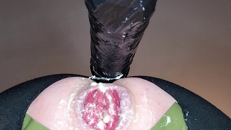 analove3: Machinedildo met groene tape 2