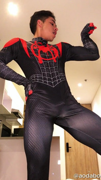 Suit Spiderman and Poses