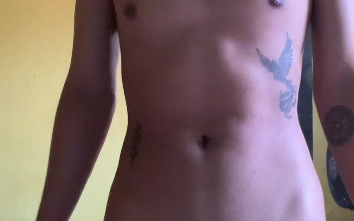 Nogueira Brazil: 年轻的模特nogueira巴西裸体试图被硬鸡巴和身体照片