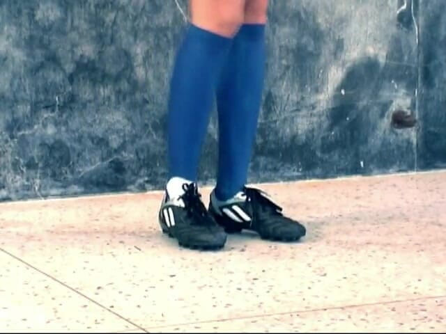 Asian Cuntz: Soccer girls getting their pictures taken