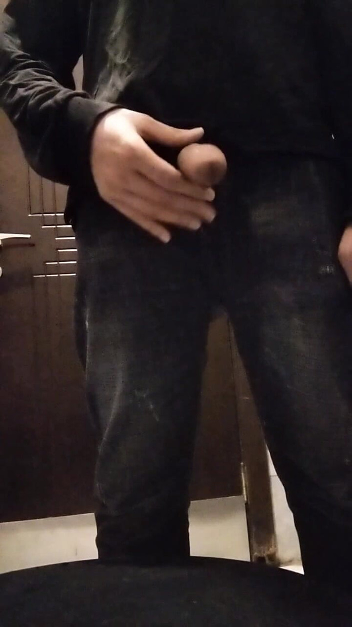 HemoShovel: Masturbazione di un ragazzo eccitante