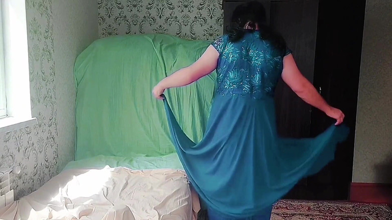 Kitty_Cross: 오늘 밤 매혹적인 움직임을하면서 장난 Sissy 웃음