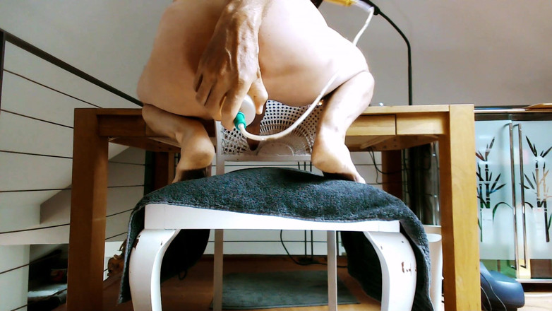 AmazingAss: Anale con culo da bottiglia labbra pompaggio clistere a secco...