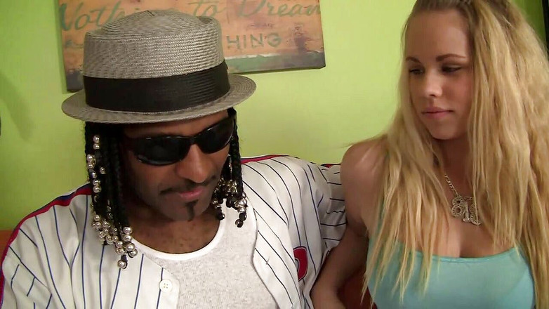 X Black: Saya ketat semalam - Episod #04