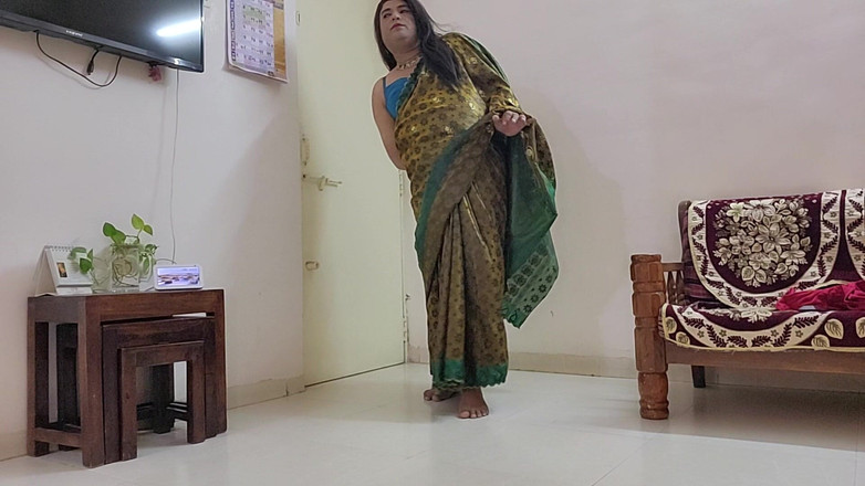 Indiansissychubby: Eu Em Gree Parte 1 Amo Saree Verde Livro Seu Show...