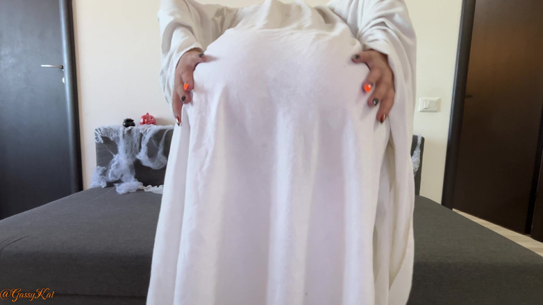GassyKat: Ghost Farts: Haunted Gas Under the Sheet