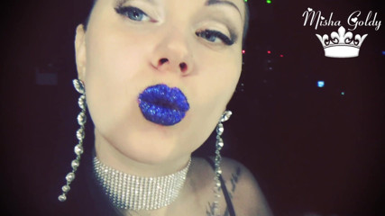 Goddess Misha Goldy: Glamorous blue glittery lips