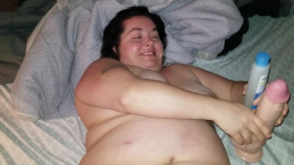 SexyNEBBW: สาวอวบเซ็กซี่เตรียมรูตูดกับดิลโด้ยักษ์