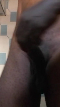 Pulă lungă, singuratică și excitată