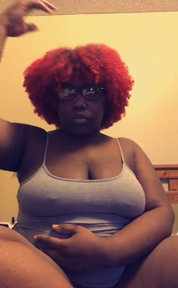 Juicy the houdini: Ville bara visa mitt ansikte och mina hårda bröstvårtor