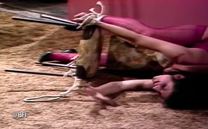Art of Bondage: Kız öğrenci yurdu bağlı - DVD