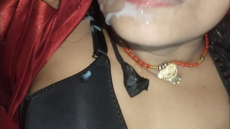 Desisexycpl123: 德西性感的priya被穆斯林男人硬操，射在嘴上
