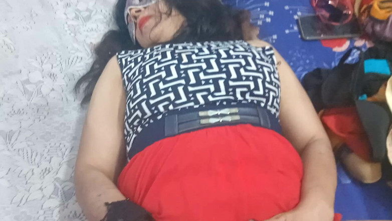 aliabegum: Si Dia Berkata Baby Choddo Mujhe di Belakang