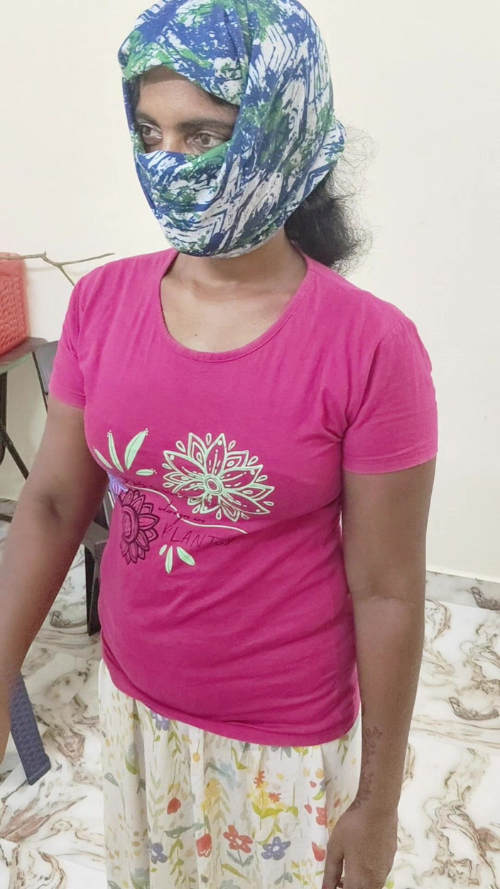 Thesana: 贷款催收代理人乱搞无辜的房子妻子