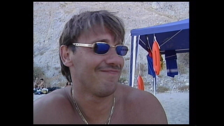 Muschi movie official: Pěkně vykourala velkého ptáka jeho kamaráda, zatímco jsou na pláži