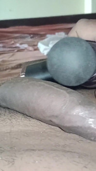 Masturbarea solo cu jucăria BDSM