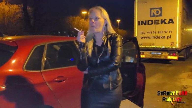 Street porn reality: Drumul de pișat 23