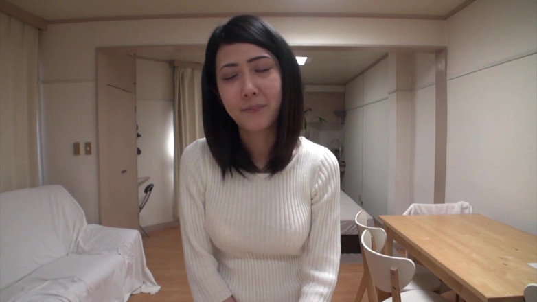 Japan Lust: खूबसूरत शौकिया जापानी चोदने लायक मम्मी चीखती है और चूत में ढेर सारा वीर्य लेती है