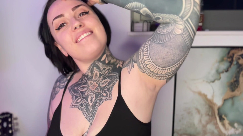 Miss Valentina: Armpit Lover