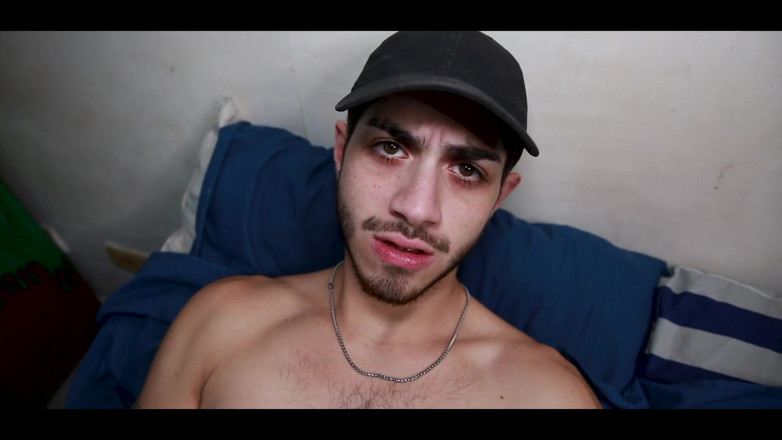 Giok Leon: Es-tu assez courageux pour sentir un vrai homme ? Venez, ressentez-le.