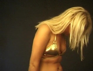 Flash Model Amateurs: Blonde posing in a golden bikini