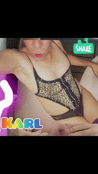 Đụ Karl trong phòng tắm