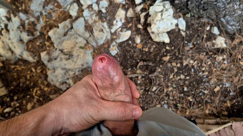 GloomyChase977: Phimosis bố công khai. Vuốt ve chậm rãi, precum ở khắp...