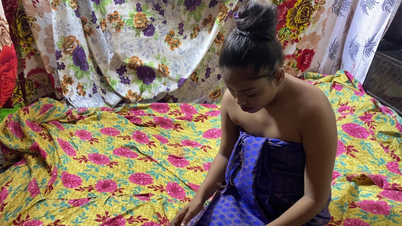 18 year old Indian: Reife indische männer ficken 18-jährige desi-college-mädchen