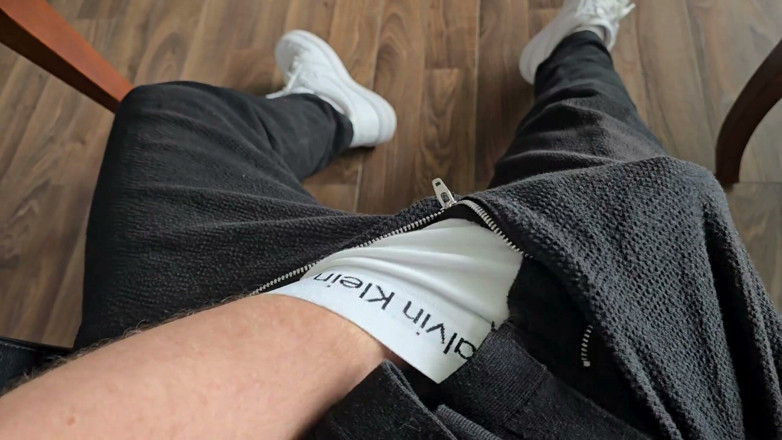 PhantomGentX: พักเที่ยง - พ่อเลี้ยงสุดฮอตถูควยอ้วนของเขาผ่าน Calvin Klein ผิวขาว