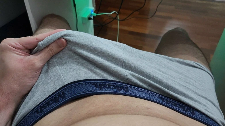 Lkdick8: Aku lagi sange berat saat ini - video sperma 4