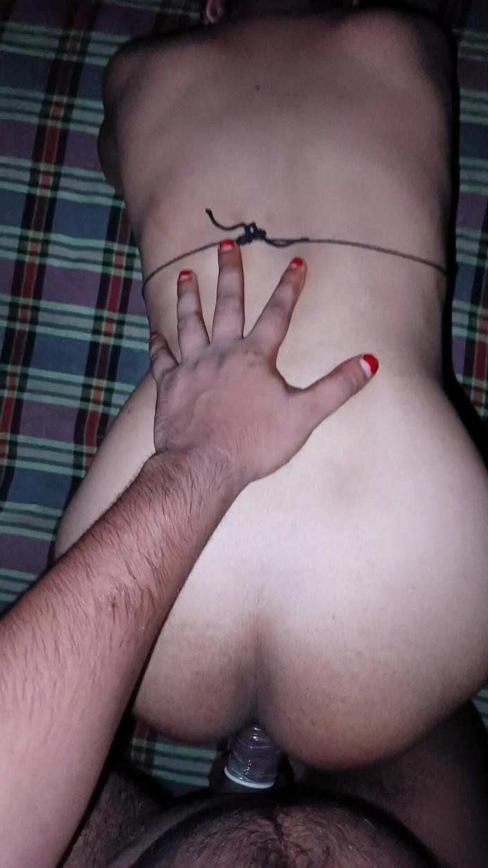 XDreamJannat: Anal + preservativo = prazer explosivo - menina indiana implora por mais