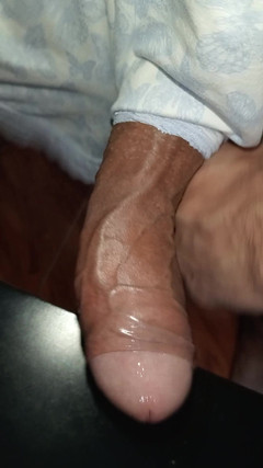 Rey rey: Большой член и Venoza, интенсивная мастурбация в пижаме, покорное видео от первого лица