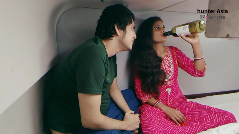 hunter Asia: Train Journey with Desi MILF Is Unforgettable