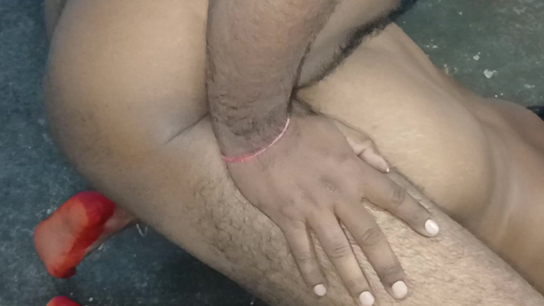 Urmila: 흑인 대물 자지와 섹스하는 인도 인도 모티 바비