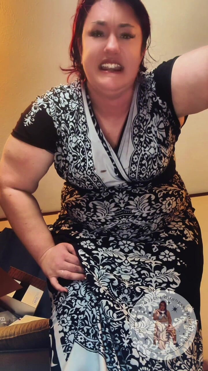 BellaBlast: Лижи мою сапогу, сучка, инструкция по дрочке