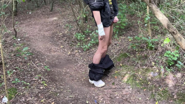 AmateurBoysPissing: De Wens Van Een Fan: Één Van Onze Fan Wilde Simon...