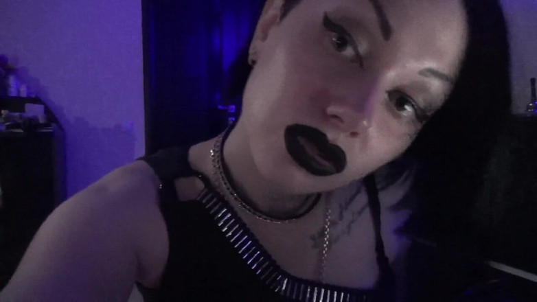 Goddess Misha Goldy: Sub loser mantra för dig!