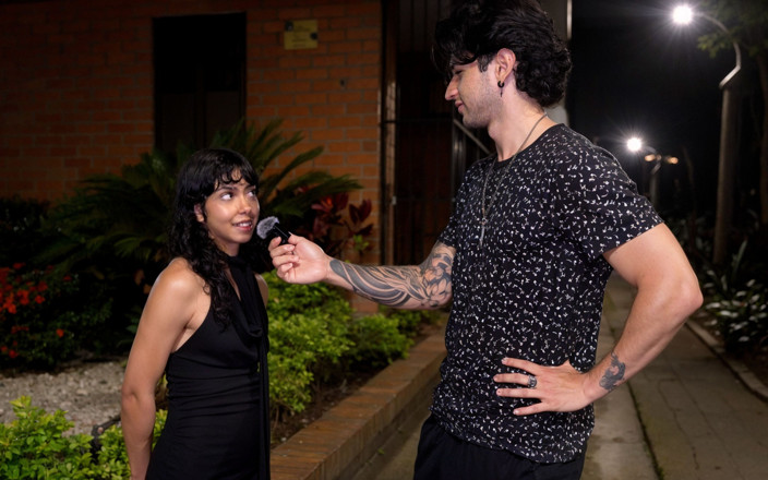 Bombones: He Was Twice Her Size