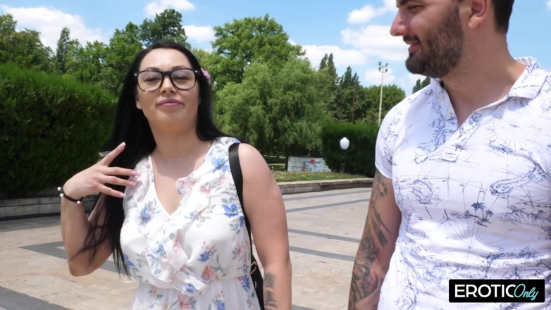 MILFFreaksX: Что немецкие домохозяйки делают со своими соседями