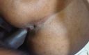 Hotwife Srilanka: Submisivní děvka manželka ošukaná jejím přítelem, zatímco manžel volá