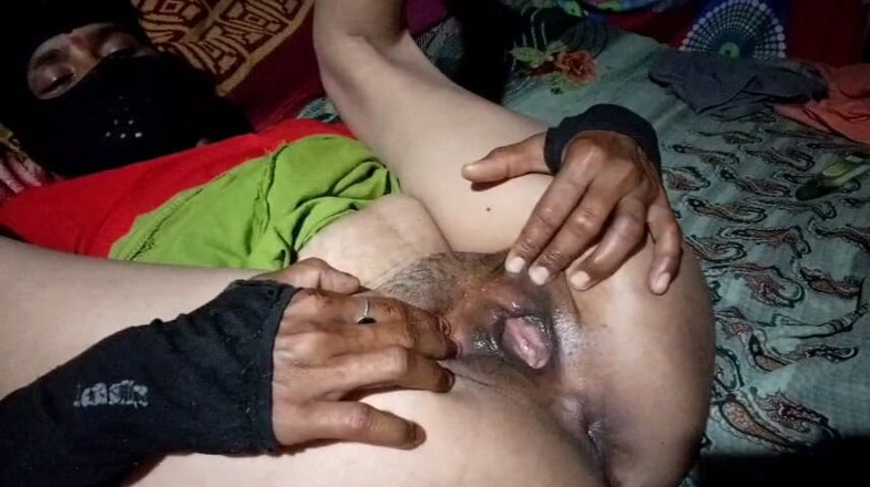 Kumari1996: Desi Bhabhi má ošukaný zadek