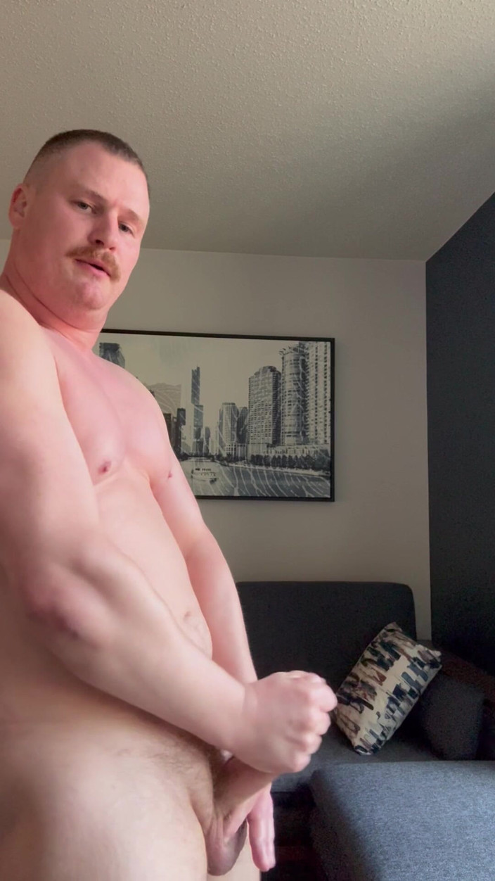 Jordi Massive: Hotel Busting a Load