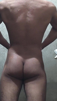 I Show You My Sexy Body