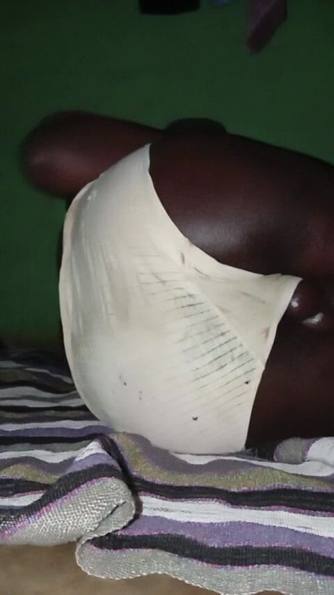 Africatrans: 野蛮的肛门铁杆敲打，没有悔恨
