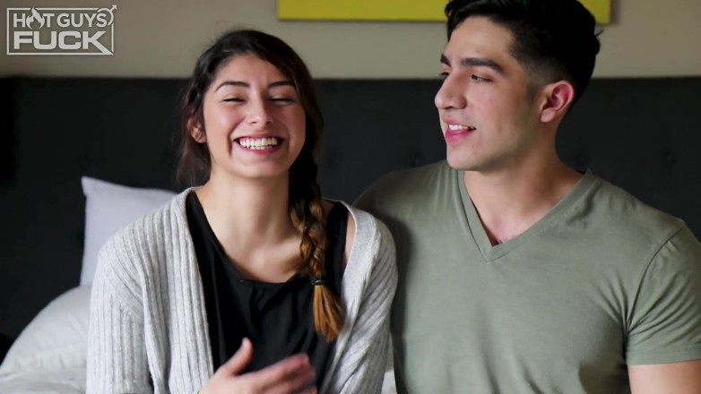 Hot Guys Fuck: Diego Cruz abre 18 años - Vanessa Ortiz
