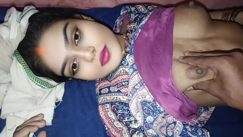 Ramashish: Bhabhi bertetek panas dan awek cantik video seks India video...