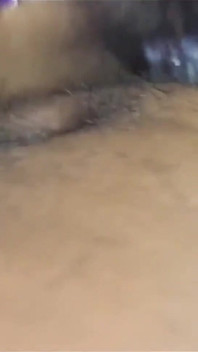 그녀의 보지를 존나게 따먹어달라고 부탁하는 선생님