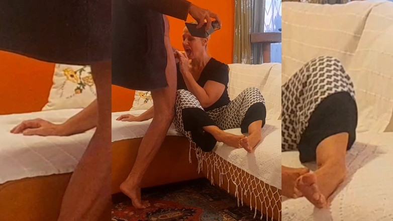 Selena701: एमेच्योर सुनहरे बालों वाली परिपक्व पत्नी बीच में मौखिक सेक्स का आनंद लेती है