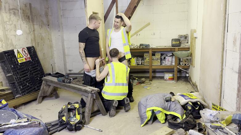 Jak White: Byggarbetsplats raka pojkar har kul