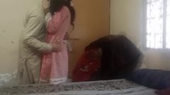 SHAKRATASNEEM: 在设置继妹与继兄弟巴基斯坦人时非常热辣地肛交